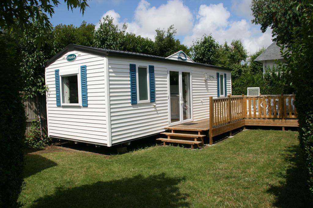 Готель Camping De La Baie Ла-Триніте-сюр-Мер Екстер'єр фото